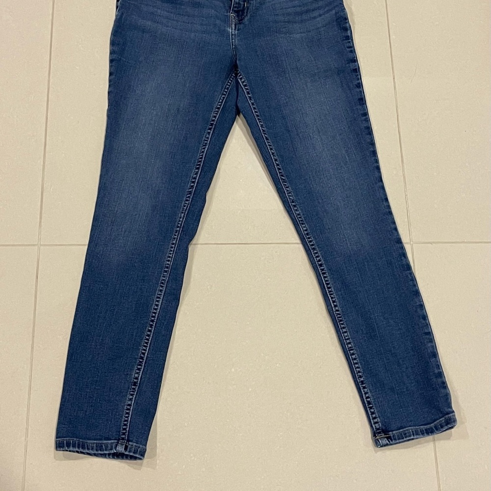 Calvin Klein High Rise skinny jeans - Picture 2 of 6